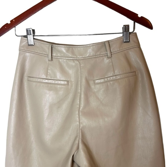 Aritzia Babaton Adrian Vegan Leather Shorts - Picture 8 of 13